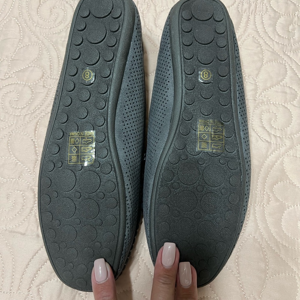 NWOT Women’s Driver Moccasin Loafers - Picture 2 of 3
